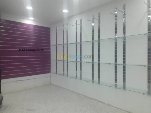 équipement de magasin cosmétique 