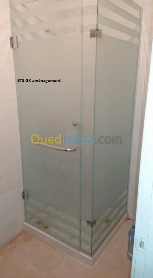 Cabine de douche en verre trempé 