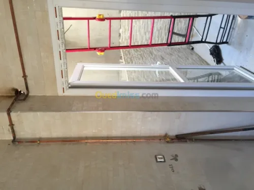 Installation intérieur et colonne