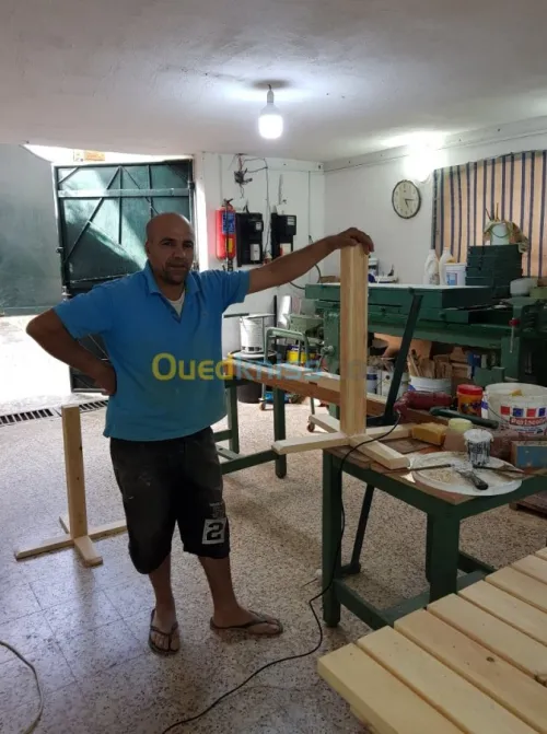 Fabrication chaises & tables.