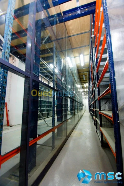 Porte fenetre ALU / PVC volet roulant.
