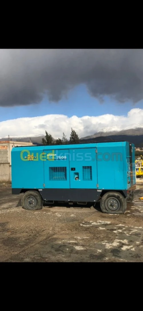 Location tous type d'engins et trans 