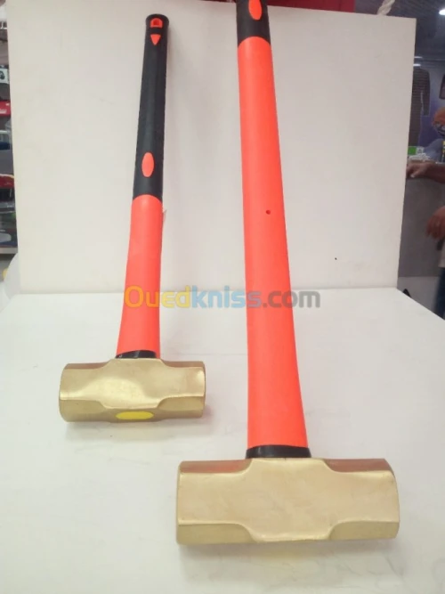 OUTILLAGES EN BRONZE  ANTI DEFLAGRANT