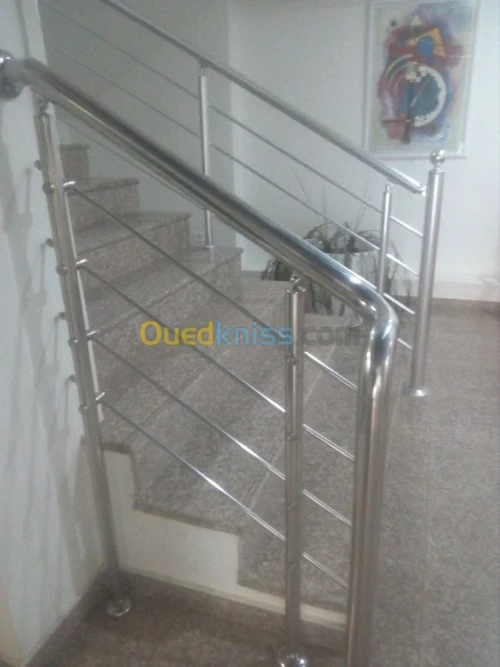 INOX: Rampe d'escalier, Main courante