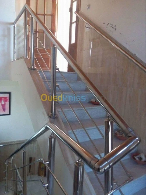 INOX: Rampe d'escalier, Main courante