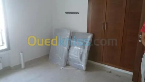 TRANSPORT DÉMÉNAGEMENT /نقل الأثاث  B