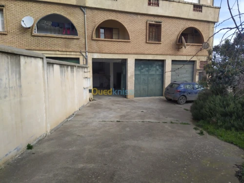 Location Local Tizi ouzou Larbaa nath irathen