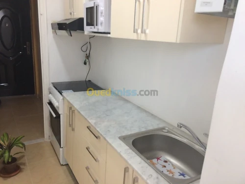 Location vacances Studio Alger Hydra