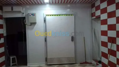 Porte chambre froide ابواب غرف التبريد