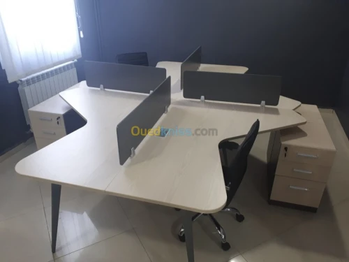 STATIONS DE TRAVAIL