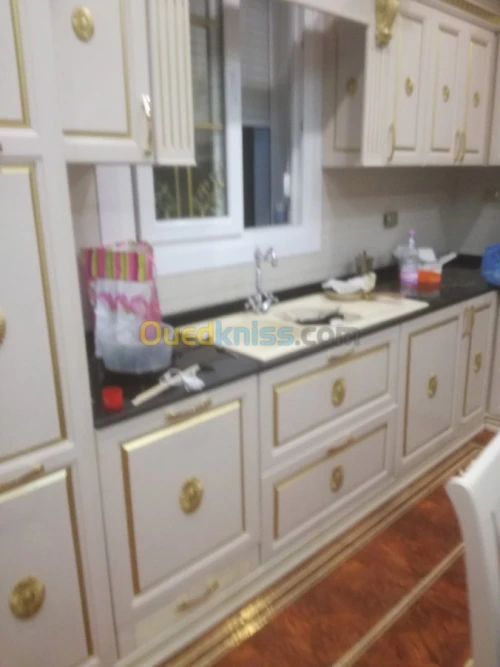 Meuble cuisine en bois massif 