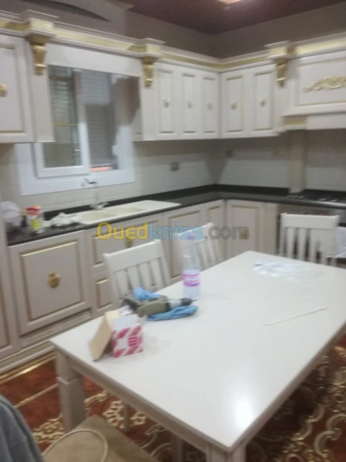 Meuble cuisine en bois massif 