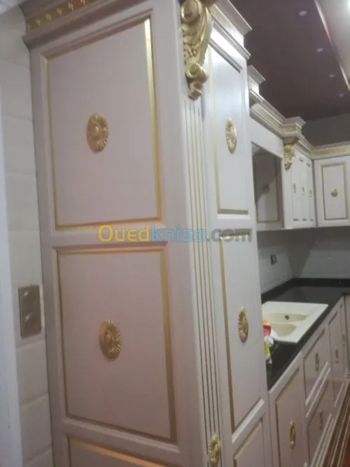 Meuble cuisine en bois massif 