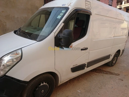 Location de fourgon master