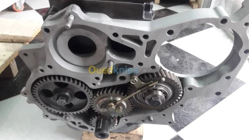MOTEUR BLOC MECANIQUE FORYOTA 4JB1