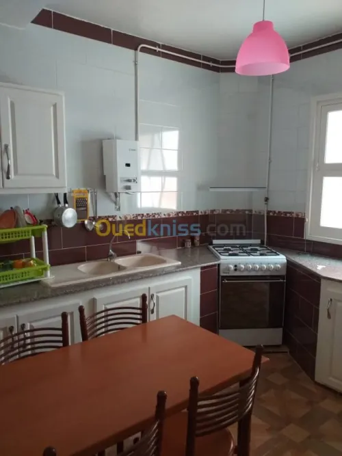 Location vacances Appartement F3 Jijel Jijel