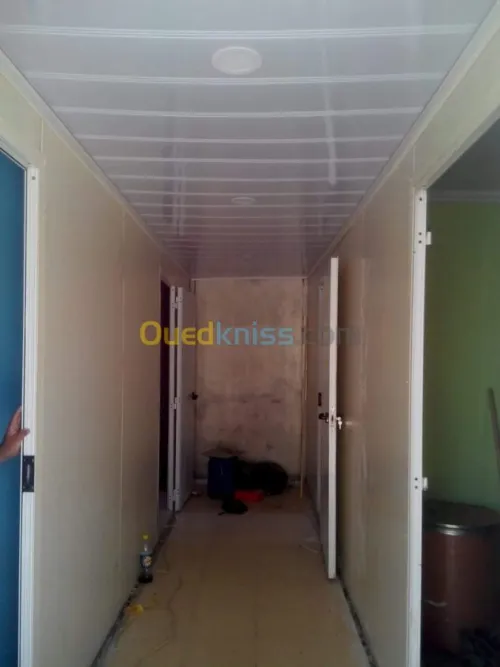 constriction charlie maison