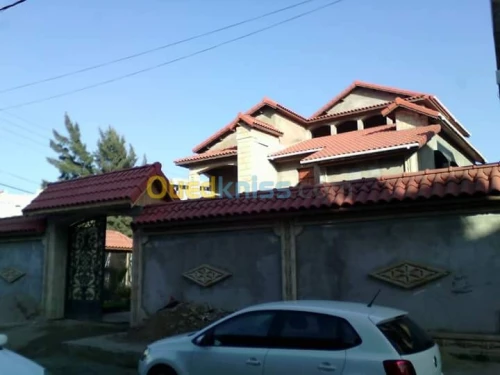 Charpentier  تركيب قرميد