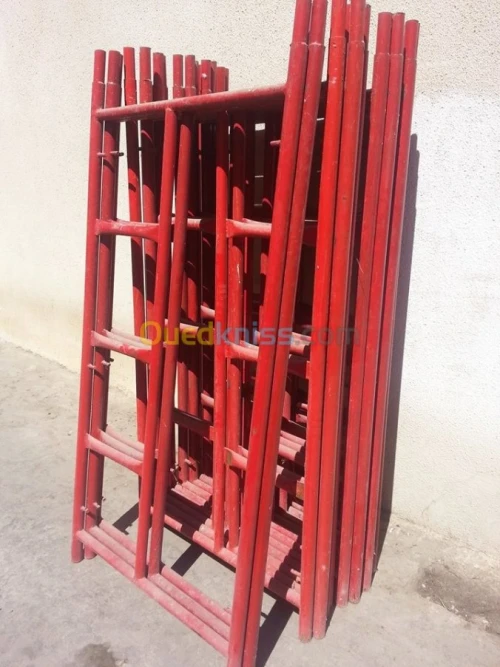 LOCATION EQUIPEMENTS DE CONSTRUCTIONS