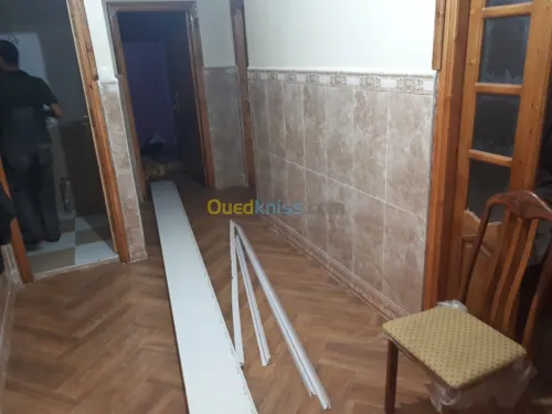 Faux plafond décoration Pvc et B13