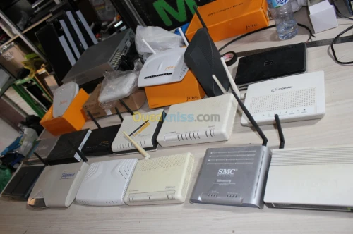 Lot Modems 