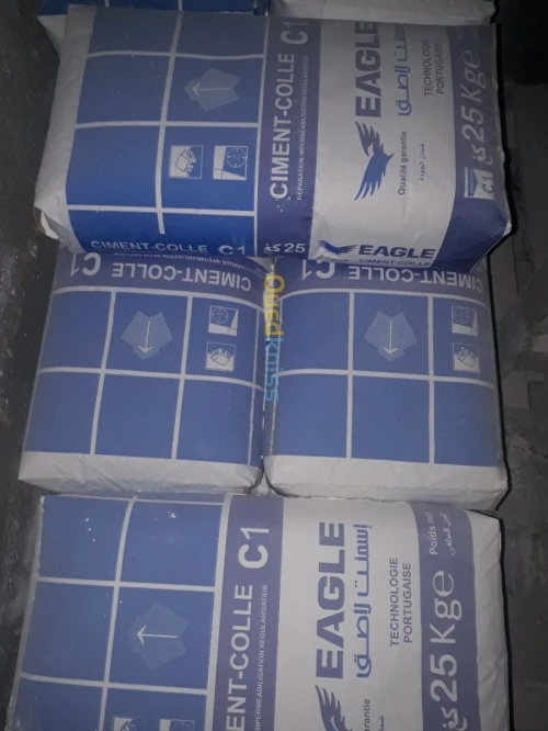 Ciment colle, enduit, pâte à joints 