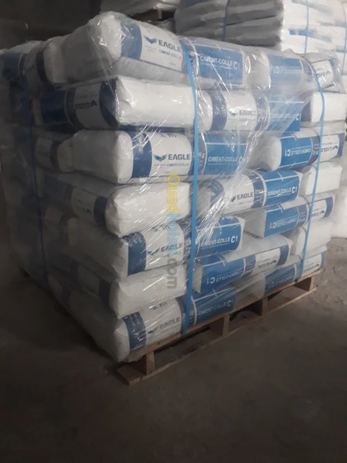 Ciment colle, enduit, pâte à joints 