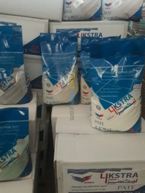 Ciment colle, enduit, pâte à joints 