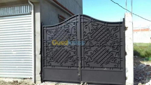 travaux de forgeron