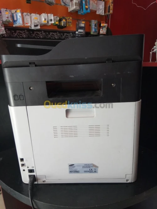 Imprimante multifonction couleur laser