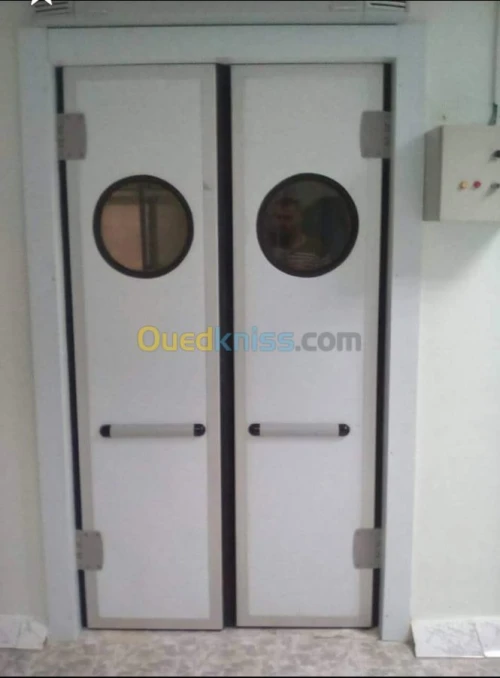 Porte service va et vient 