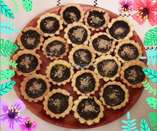 GATEAUX ET SALES SUR COMMANDE