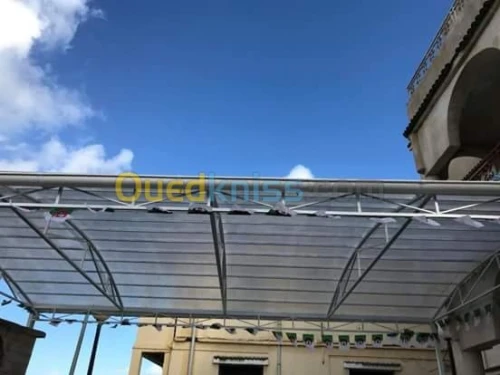 Faux plafond PVC  & polycarbone