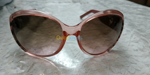 Lunette de soleil guess femme 