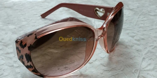 Lunette de soleil guess femme 