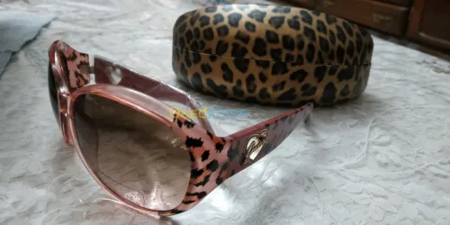 Lunette de soleil guess femme 