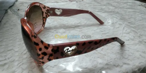 Lunette de soleil guess femme 