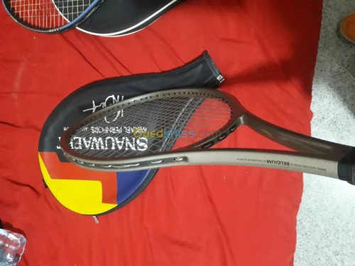 raquette de tennis ADIDAS /SNAUWAERT 