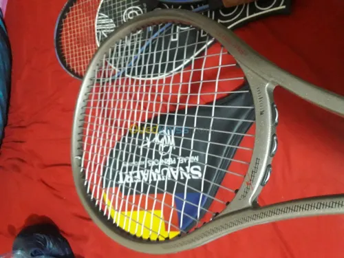 raquette de tennis ADIDAS /SNAUWAERT 