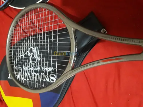 raquette de tennis ADIDAS /SNAUWAERT 