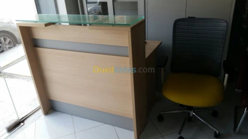 COMPTOIRS DE RECEPTION