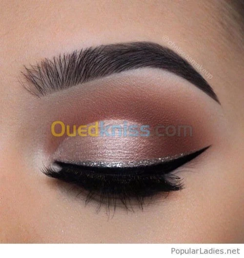 Maquillage Professionnel, onglerie. 