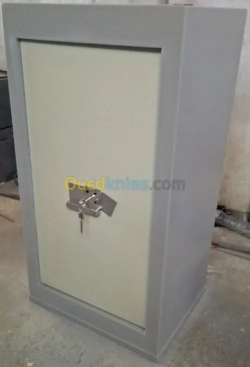 ‏fabrication coffre fort et armoire