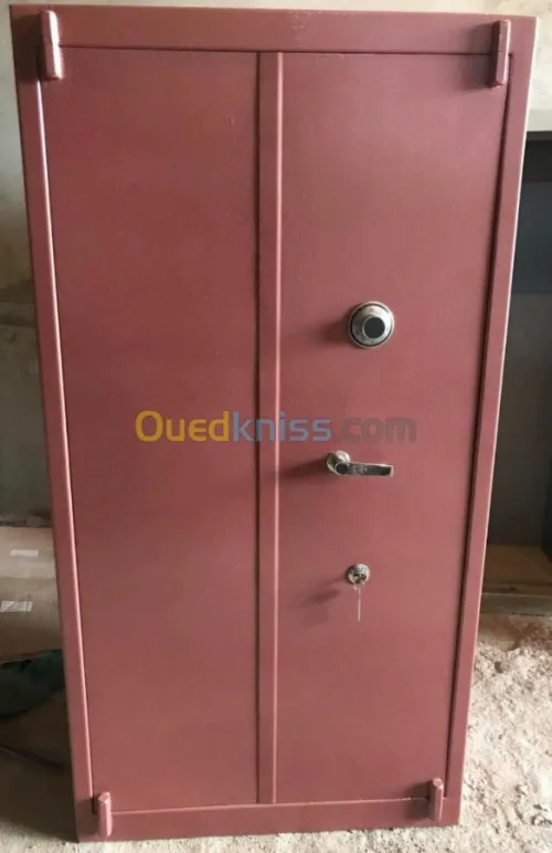 ‏fabrication coffre fort et armoire