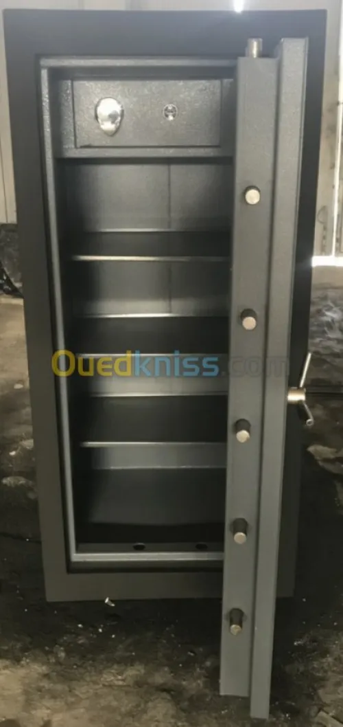 ‏fabrication coffre fort et armoire