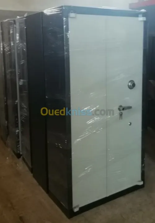 صنع خزائن حديديه