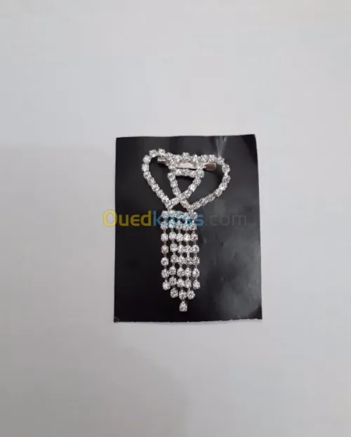 Broches made in Turkey 