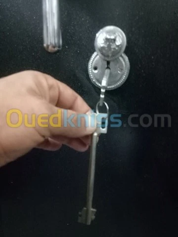 fabrication vente ouverture coffre et Serrures 24/24