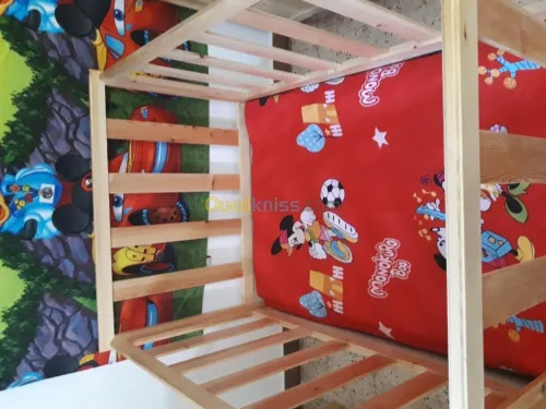 Garder des enfants âgés de 3 mois 2ans