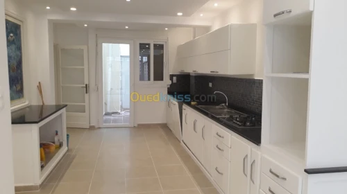 Location Appartement F5 Alger Hydra